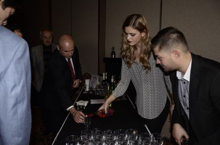 Bun îi vinu’ de gustat… Pardon: degustat!