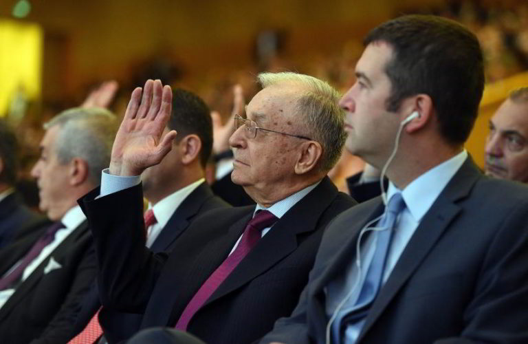 Ion Iliescu, Petre Roman și Gelu Voican Voiculescu, cerere de urmărire pentru crime contra umanității