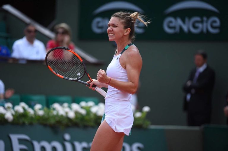 Simona Halep continuă să conducă detașat în clasamentul WTA