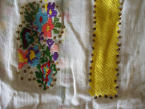 romanian blouse detail