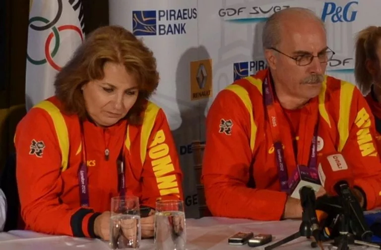 Antrenori români pentru 100 de ani de România