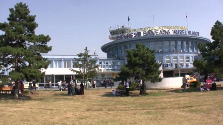 Aeroportul Băneasa ar putea fi redeschis pentru traficul comercial de pasageri în mai puţin de doi ani