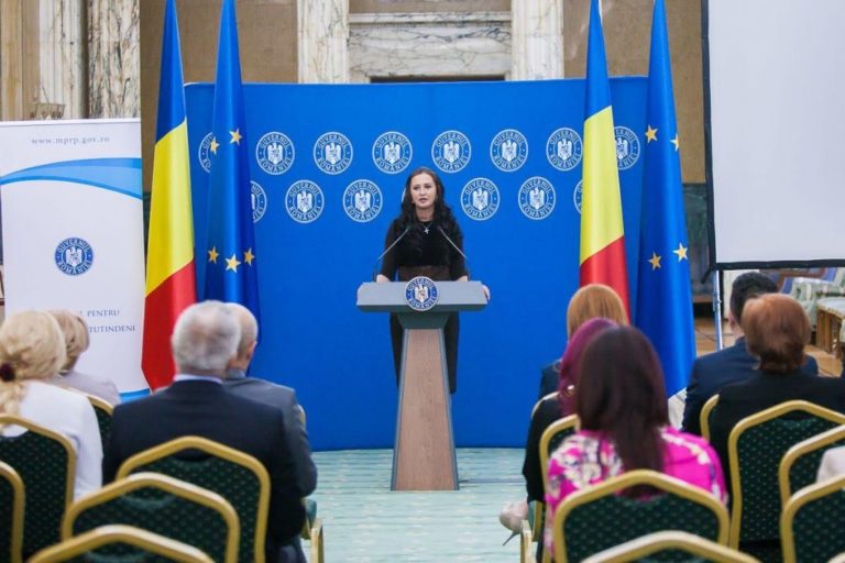 Vom avea în curând „ataşați pentru comunităţile româneşti din străinătate”