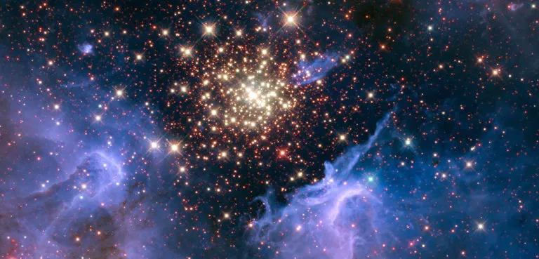Imaginea săptămânii: Un roi de stele ca o explozie de artificii