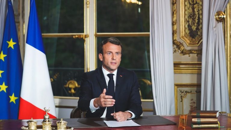 Emmanuel Macron:  Catedrala Notre-Dame va fi reconstruită în cinci ani