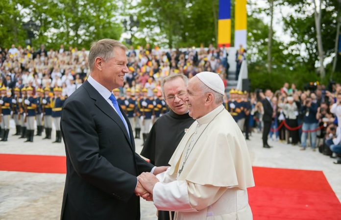 papa francisc bucuresti