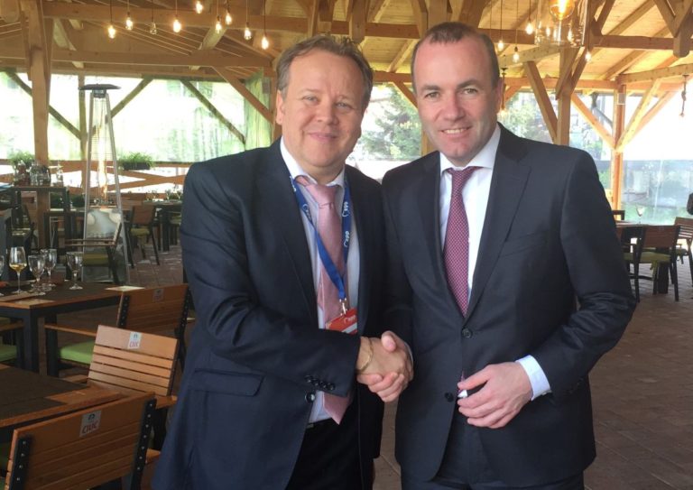 Rareș Burlacu și Manfred Weber