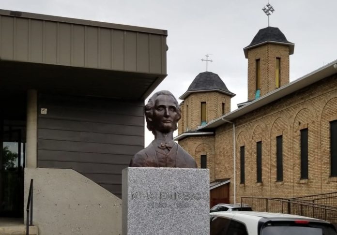 mihai eminescu - montreal -bust
