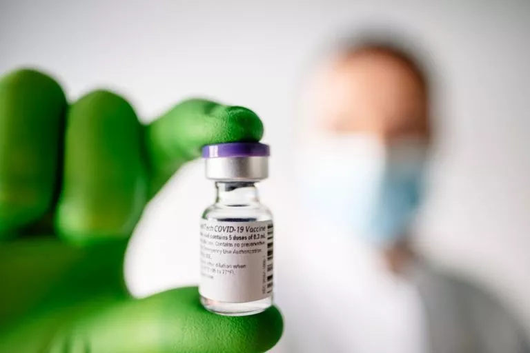 Canada recomandă o doză de rapel a vaccinului contra COVID-19 pentru copii