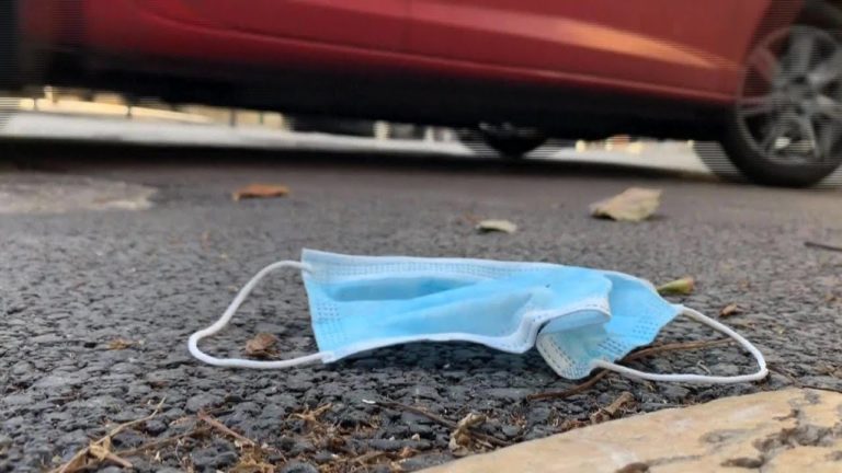 De azi, masca nu mai este obligatorie în Quebec