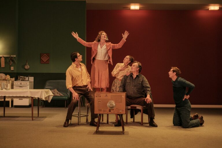 Aliona Munteanu în „Moi, dans les ruines rouges du siècle”